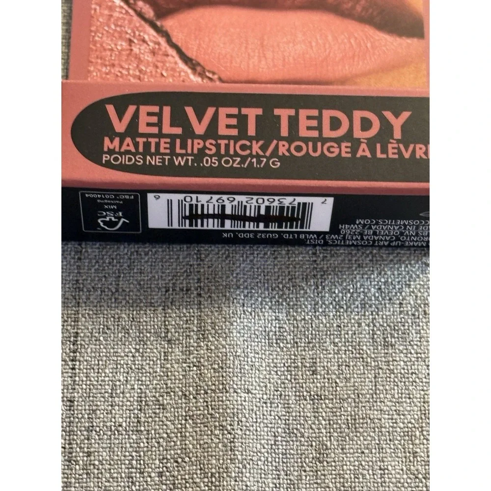 MAC Macximal Matte Lipstick | 617 Velvet Teddy | New In Box 0.05oz/1.7g Mini New